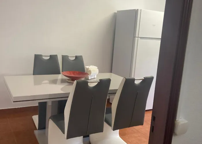 Rolo House Apartment *